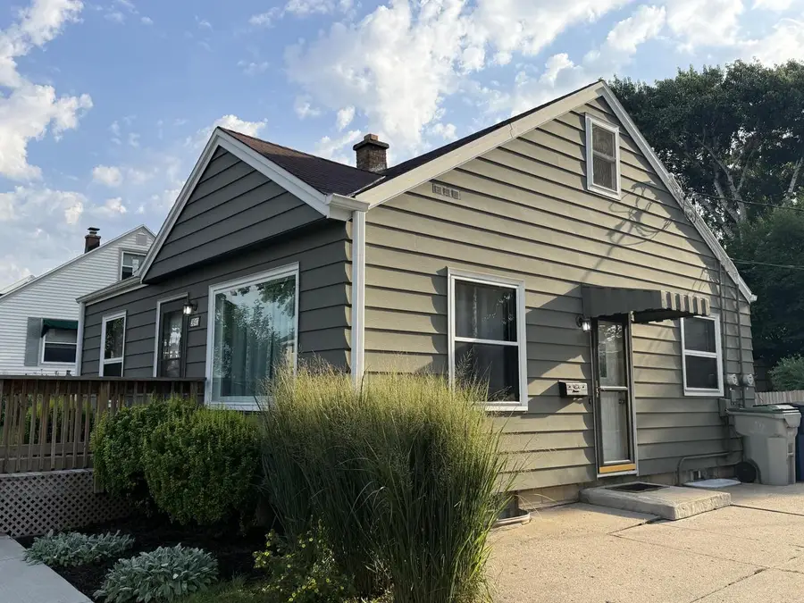 3642 S 91St STREET, Milwaukee, WI 53220 - #3