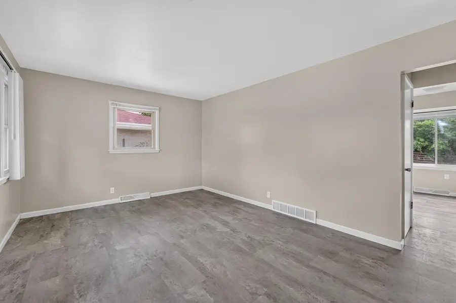 8125 W Clovernook STREET, Milwaukee, WI 53223 - #3