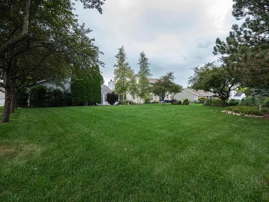 2405 N University DRIVE, Waukesha, WI 53188 - #3
