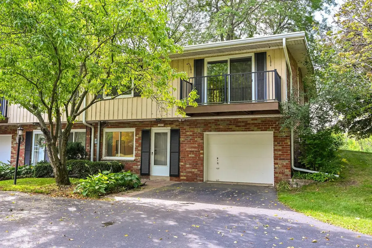 12975 N Colony DRIVE, Mequon, WI 53097 - #1