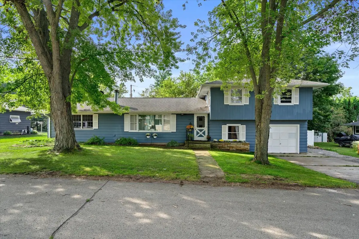 103 Fairview COURT, Fairwater, WI 53931 - #1