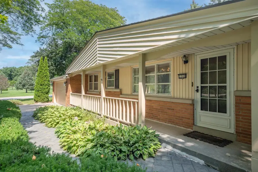 2308 S Green Links DRIVE, West Allis, WI 53227 - #3