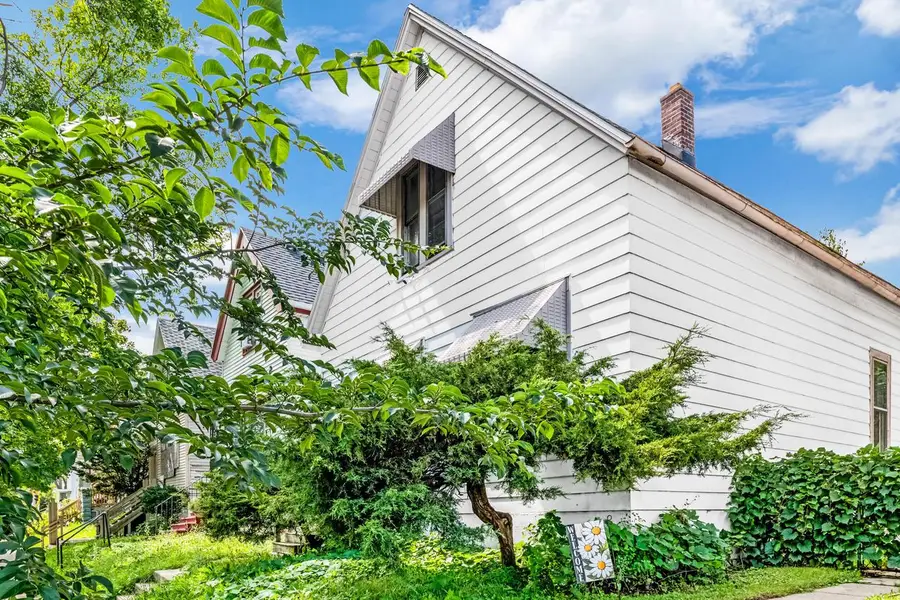 3531 N 8th STREET, Milwaukee, WI 53206 - #3