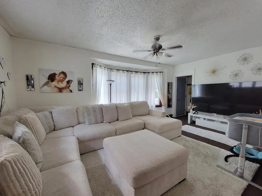 1550 S 10th STREET #1552, Milwaukee, WI 53204 - #3