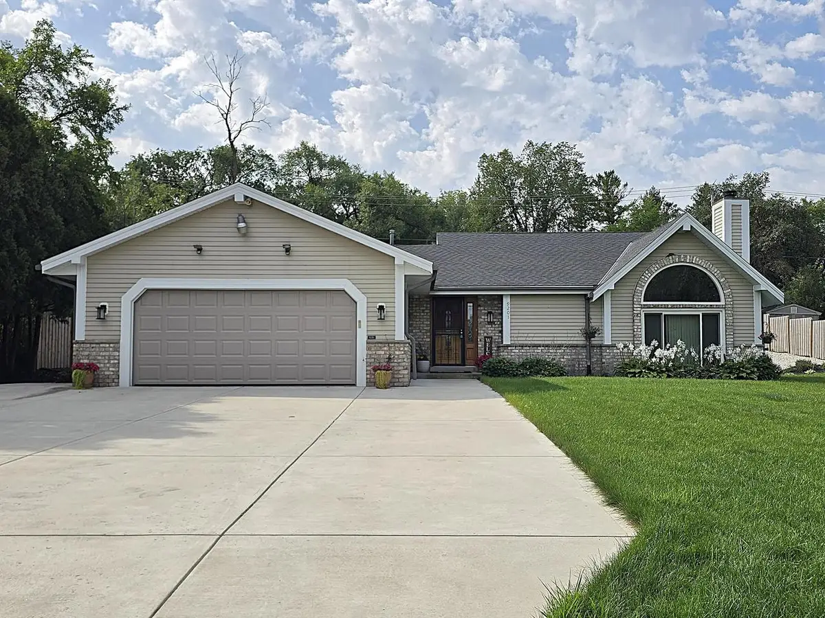 9201 W County Line ROAD, Milwaukee, WI 53224 - #1
