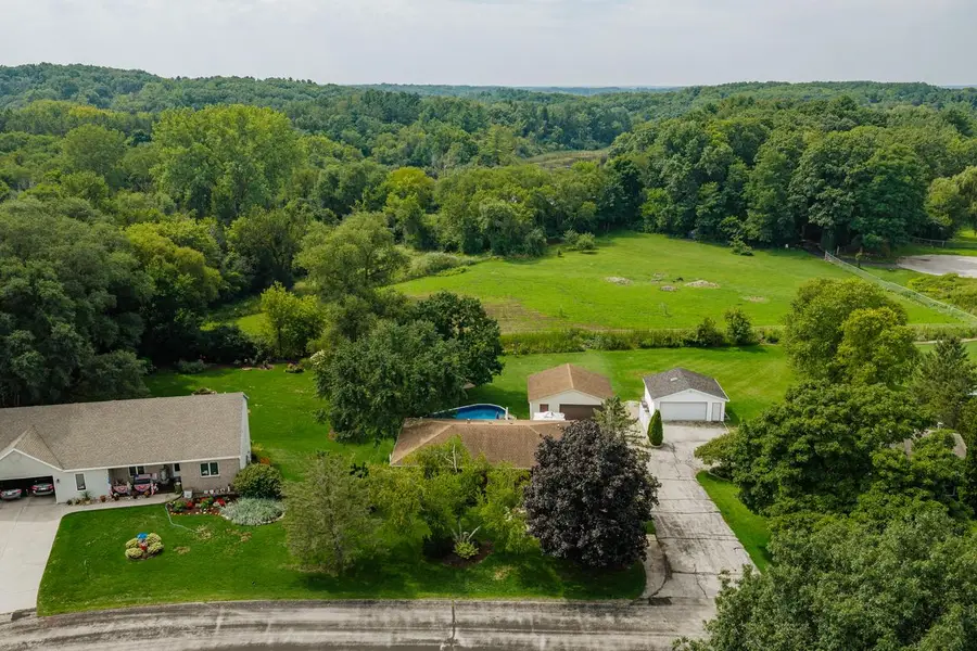 504 Ryan AVENUE, Burlington, WI 53105 - #3