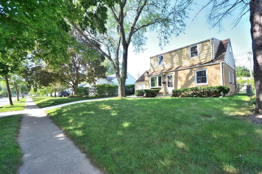 3603 N 82nd STREET, Milwaukee, WI 53222 - #3