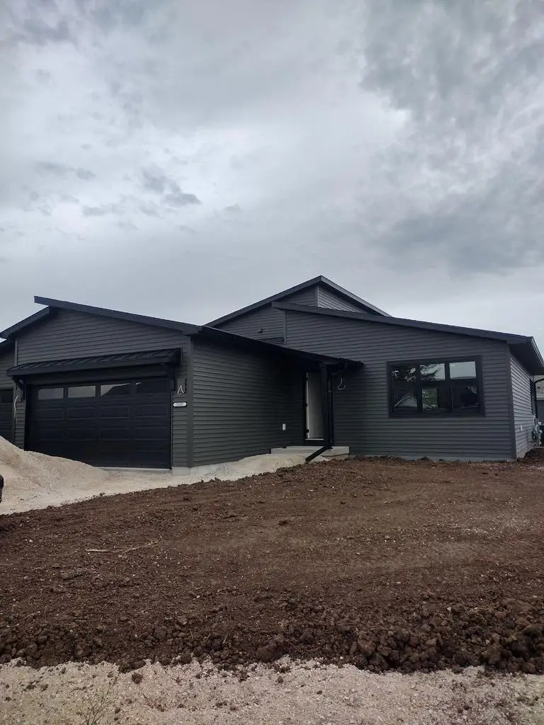 1507 Alpine CIRCLE, North Fond Du Lac, WI 54937 - #1