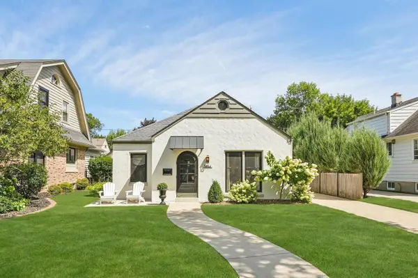 5854 N Bay Ridge AVENUE, Whitefish Bay, WI 53217