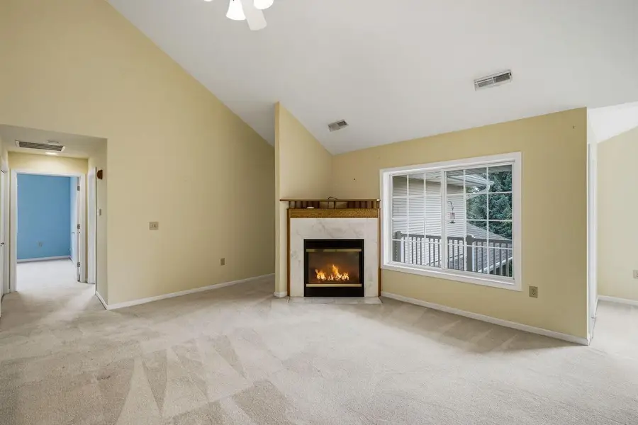W398 N6054 Autumn Woods DRIVE, Oconomowoc, WI 53066 - #3
