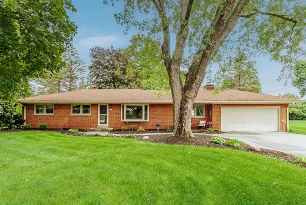 4580 N 135th STREET, Brookfield, WI 53005