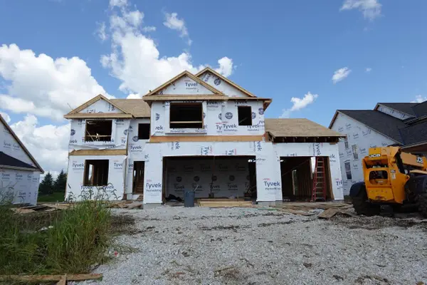 1326 Lynn CIRCLE, Oconomowoc, WI 53066