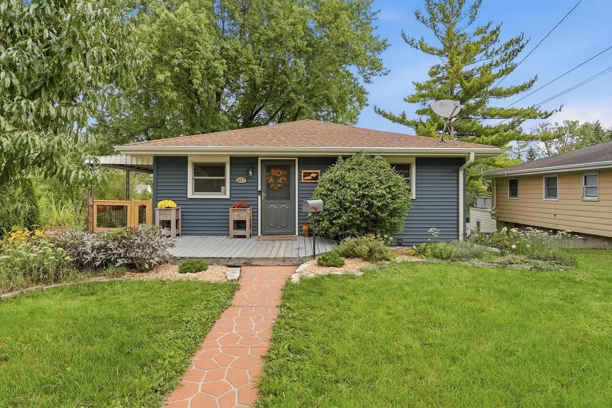 357 E Wisconsin AVENUE, Pewaukee, WI 53072 - #1
