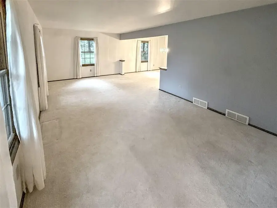 3170 Upper Woodland DRIVE, Colgate, WI 53017 - #3