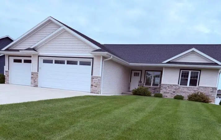 3126 Sandy Ridge Dr DRIVE, Two Rivers, WI 54241 - #1
