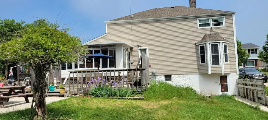 121 E Woodruff STREET NE, Port Washington, WI 53074 - #3
