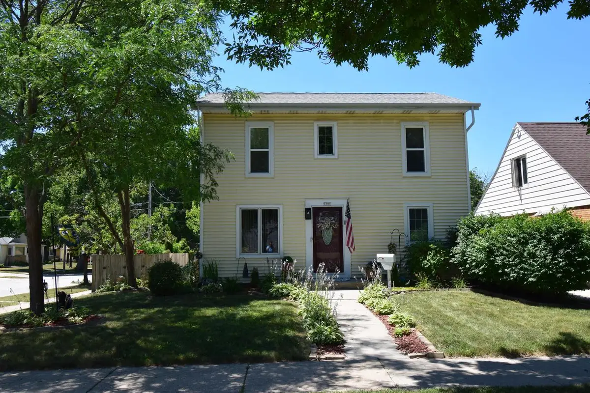 3701 N 97th STREET, Milwaukee, WI 53222 - #1