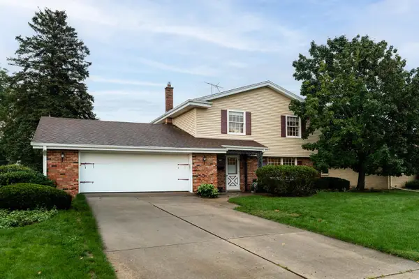 738 6th AVENUE, Grafton, WI 53024