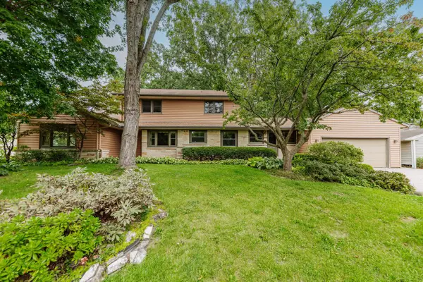 5254 S Allenwood LANE, Hales Corners, WI 53130