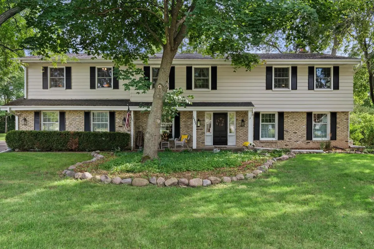 18045 Lamplighter LANE, Brookfield, WI 53045 - #1