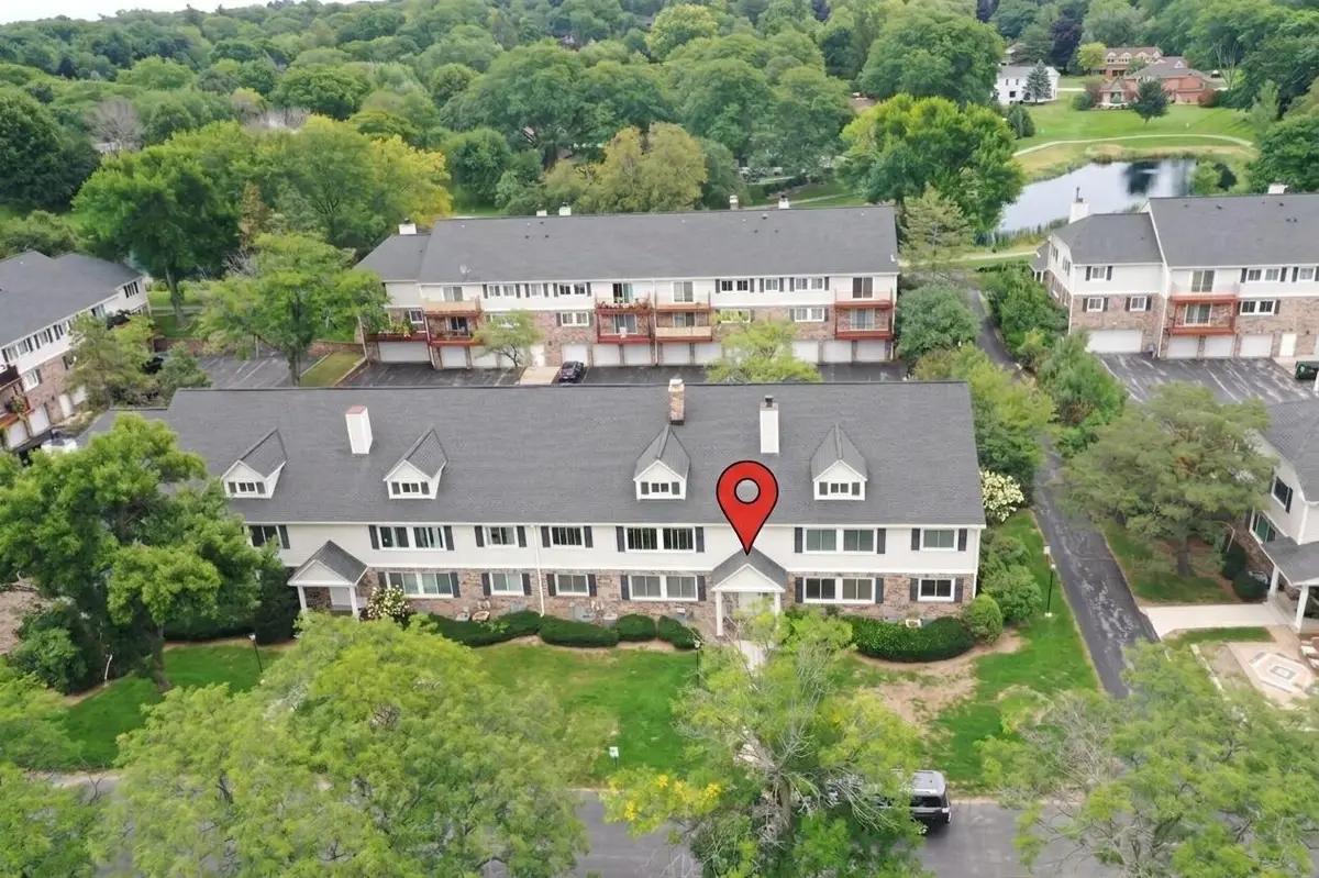 1146 Pilgrim PARKWAY, Elm Grove, WI 53122 - #1