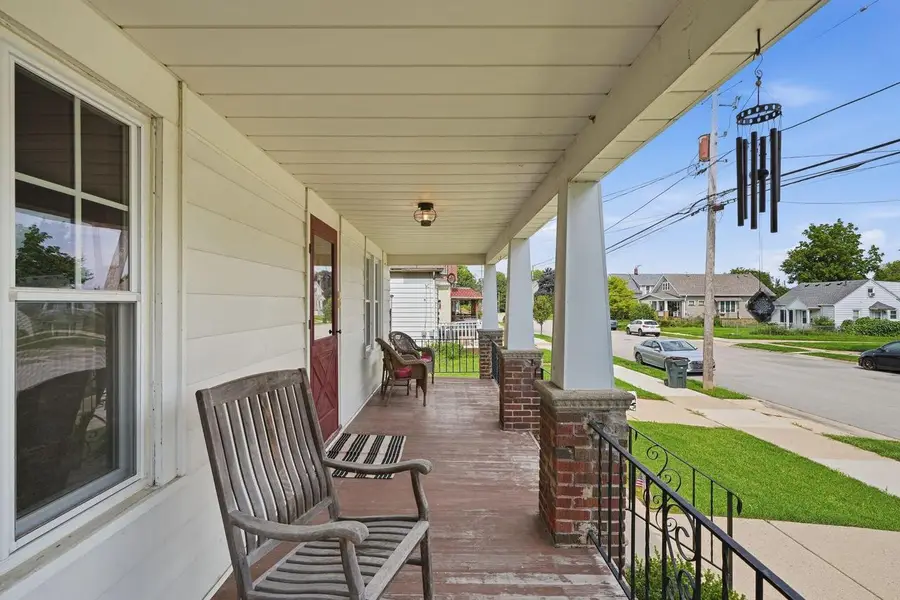 2430 13th AVENUE, South Milwaukee, WI 53172 - #2