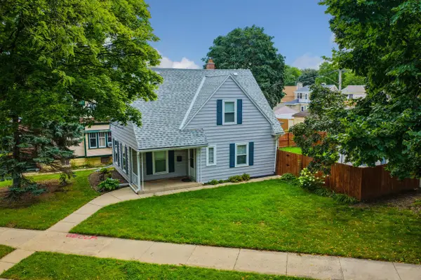 3244 N 58th STREET, Milwaukee, WI 53216