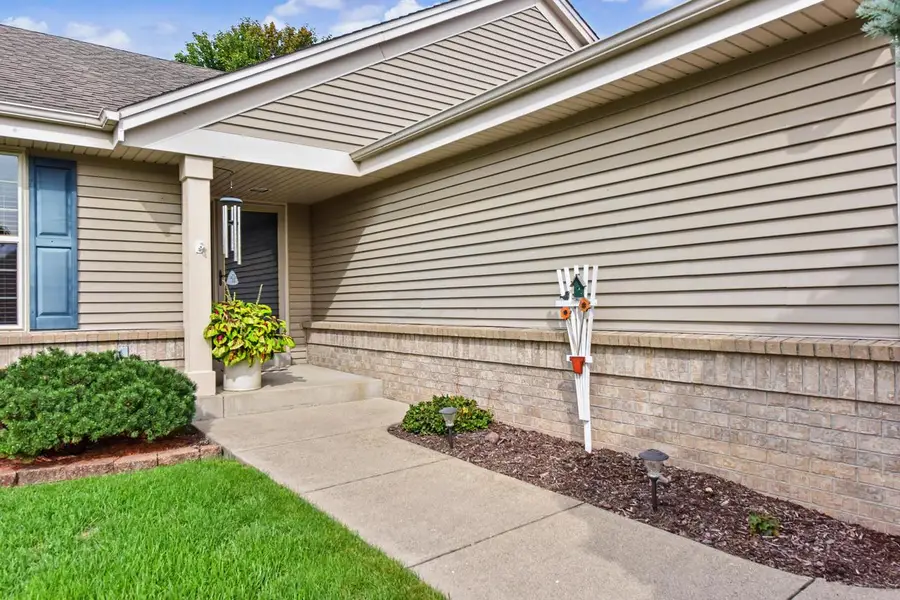 616 Arlington WAY, Watertown, WI 53094 - #2