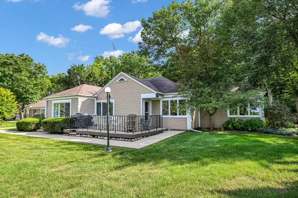 2701 S Browns Lake DRIVE #J-1, Burlington, WI 53105