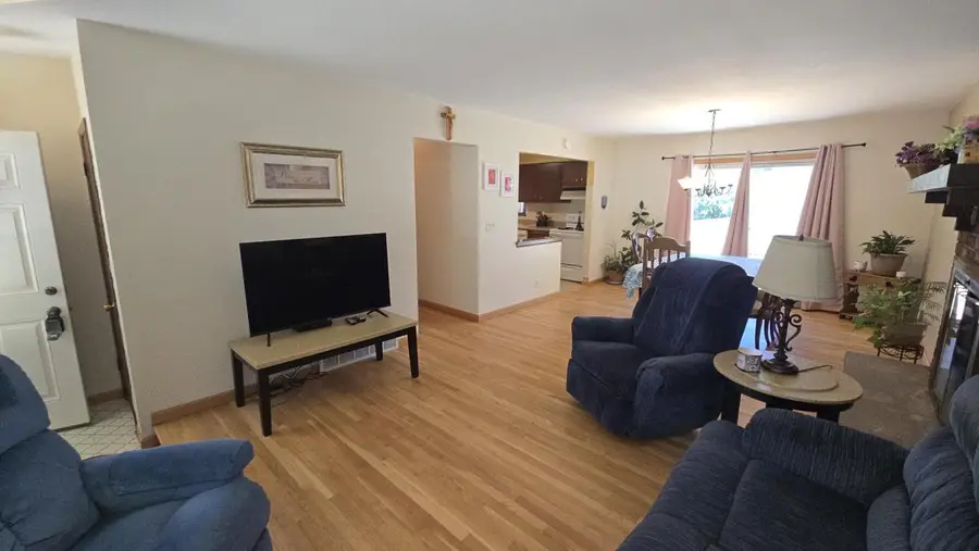 7017 N 85th STREET, Milwaukee, WI 53224 - #3