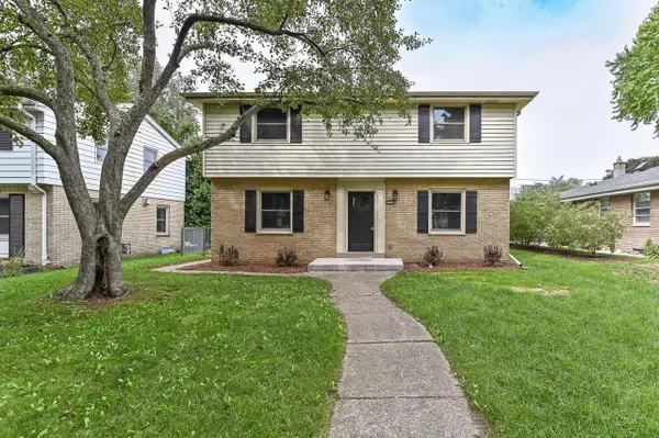 2225 N 103rd STREET, Wauwatosa, WI 53226