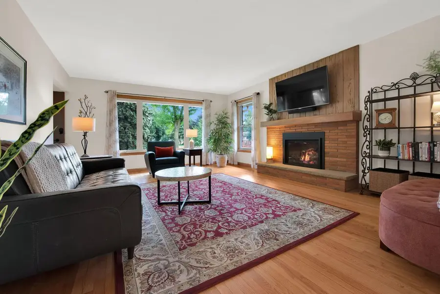 1305 N 119th STREET, Wauwatosa, WI 53226 - #3