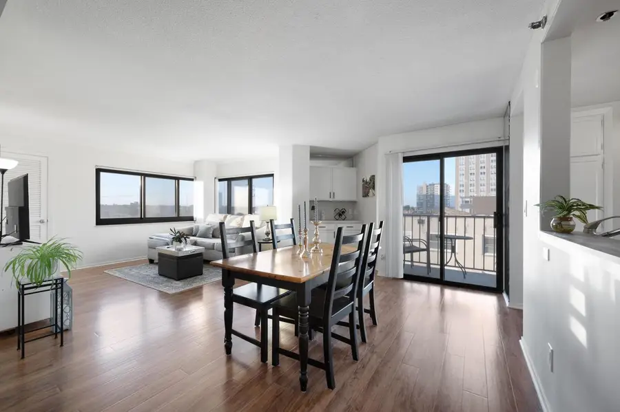 1633 N Prospect AVENUE #5D, Milwaukee, WI 53202 - #2