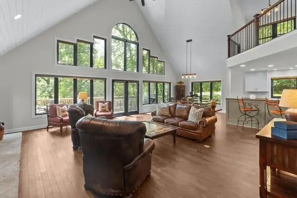 W2247 Beulah Heights ROAD, East Troy, WI 53120