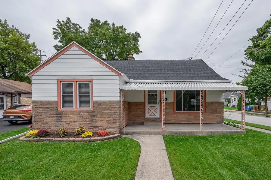 1603 S 92nd STREET, West Allis, WI 53214 - #2