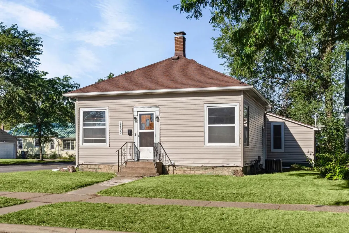 1303 Kane STREET, La Crosse, WI 54603 - #1