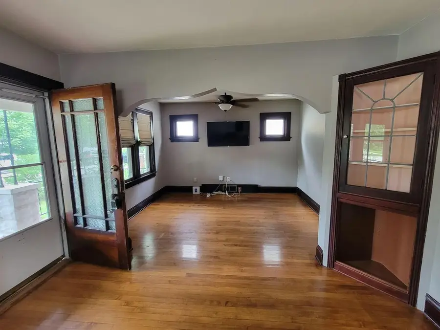 3156 S California STREET, Milwaukee, WI 53207 - #2