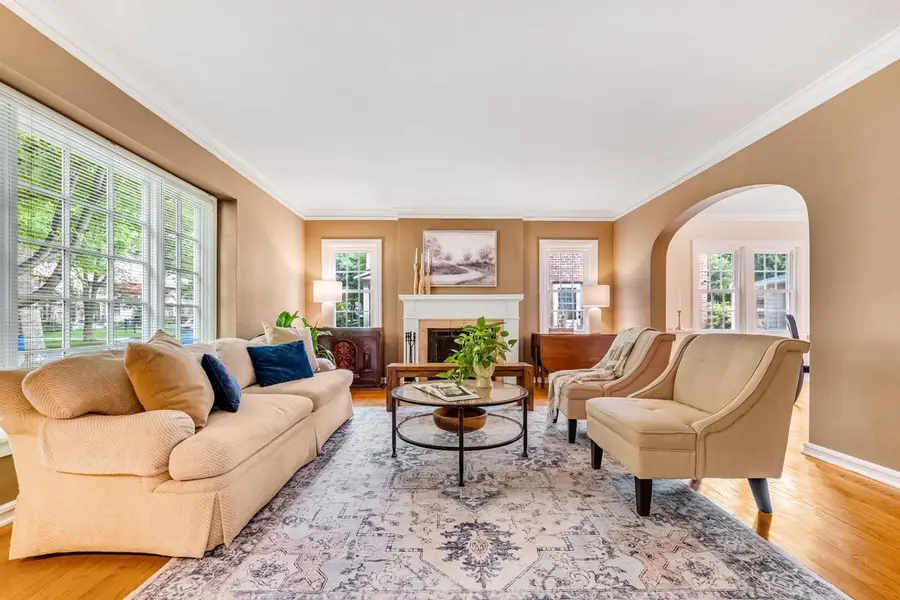 4760 N Woodburn STREET, Whitefish Bay, WI 53211 - #3