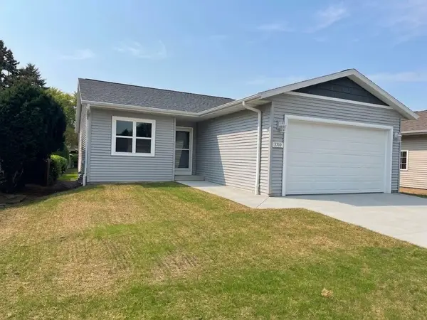 3710 Mackert STREET, Manitowoc, WI 54220