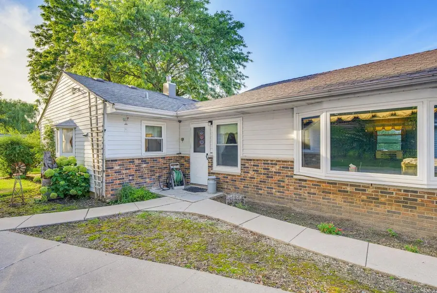 W160N9756 Colonial DRIVE, Germantown, WI 53022 - #2