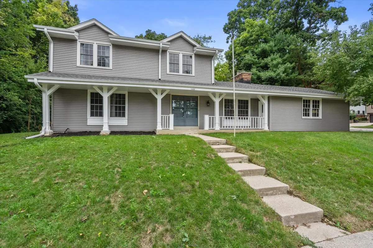 1600 Michael DRIVE, Waukesha, WI 53189 - #1