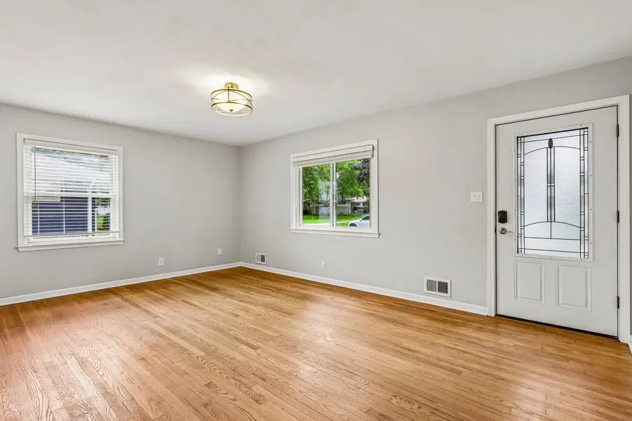 2958 S 102nd STREET, West Allis, WI 53227 - #2