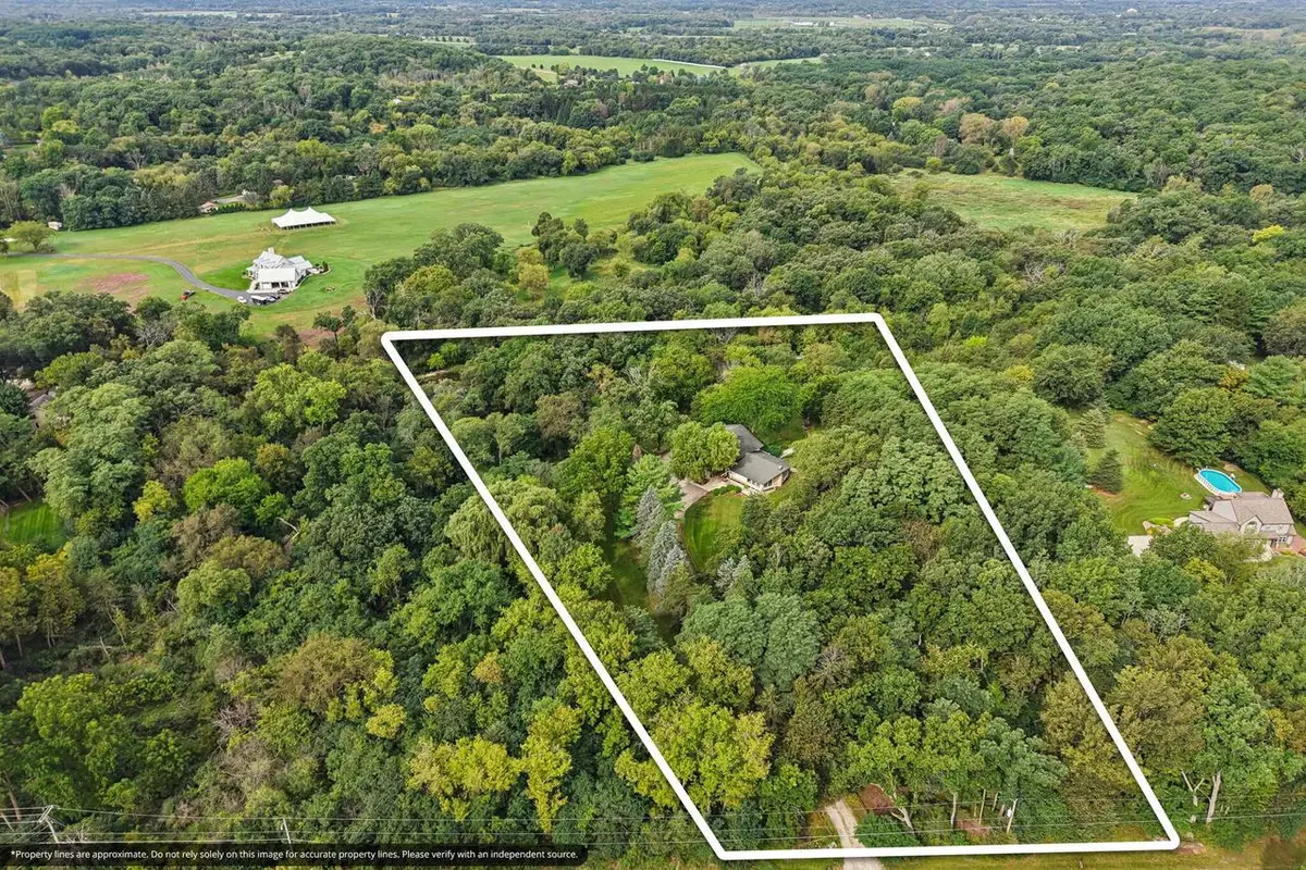 W350S3525 Waterville ROAD, Oconomowoc, WI 53066 - #1