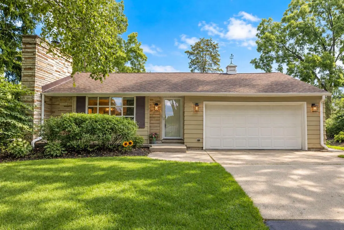1070 Woodland AVENUE, Elm Grove, WI 53122 - #1