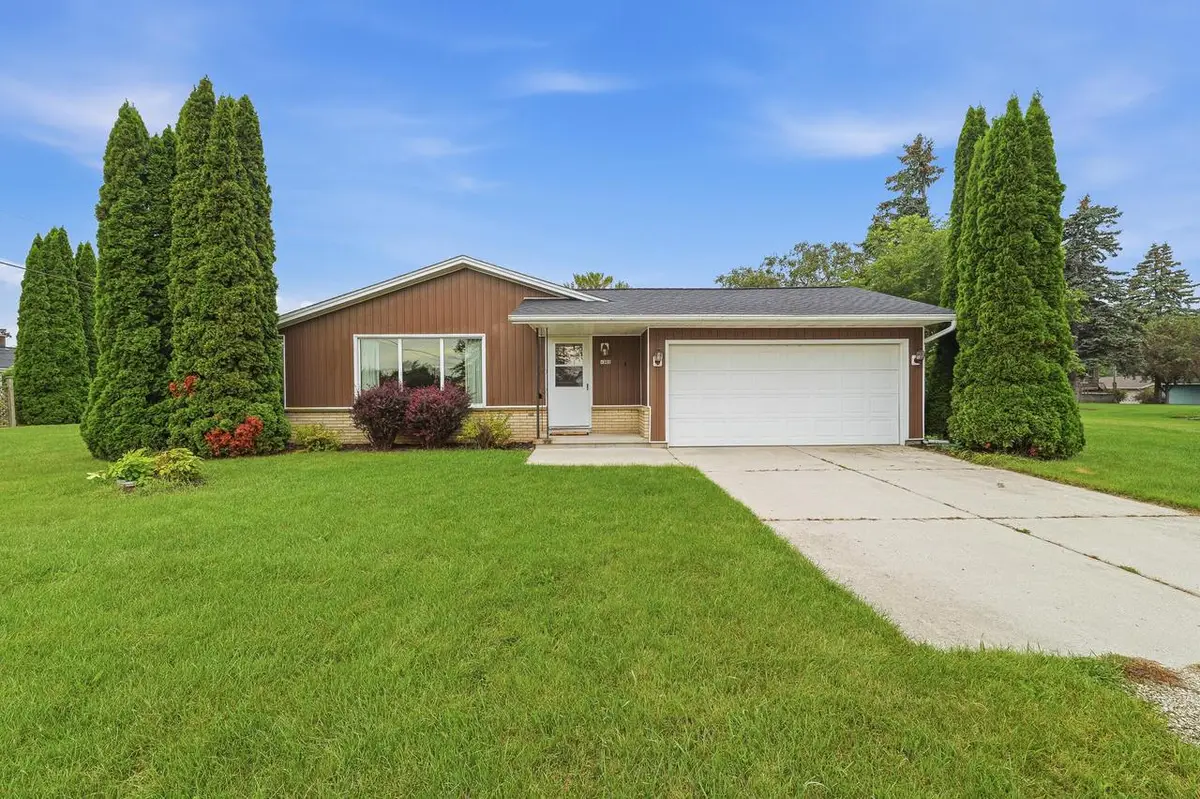 4302 E Parke Ridge LANE, Sheboygan, WI 53083 - #1