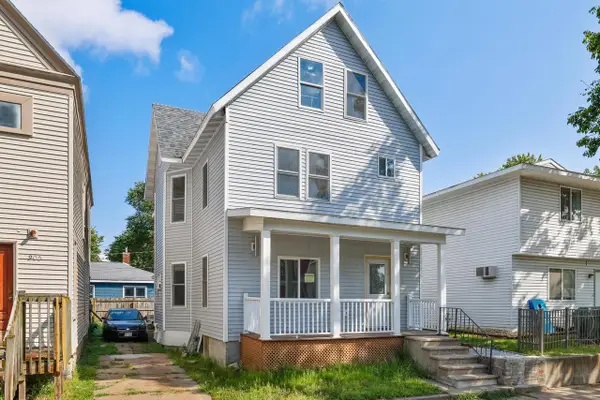 909 Vine STREET, La Crosse, WI 54601