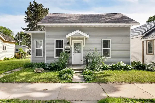922 Johnson STREET, La Crosse, WI 54601
