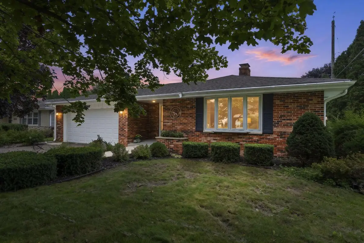 8827 47th AVENUE, Kenosha, WI 53142 - #1