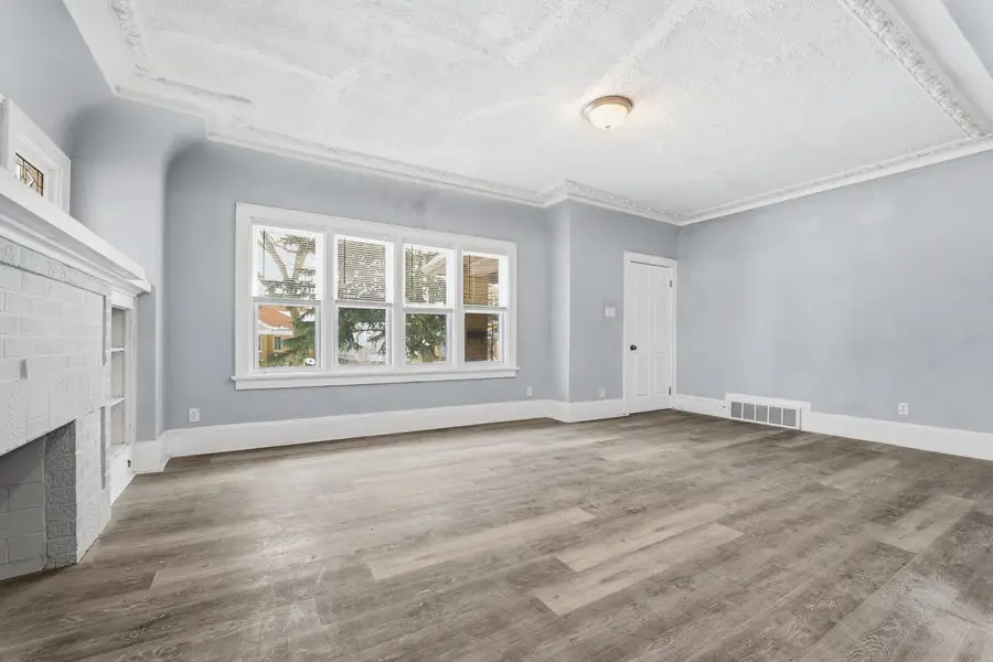 2875 N 50th STREET #2877, Milwaukee, WI 53210 - #3