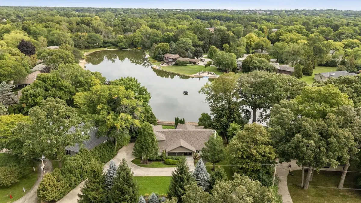 6540 N Atwahl DRIVE, Glendale, WI 53209 - #1